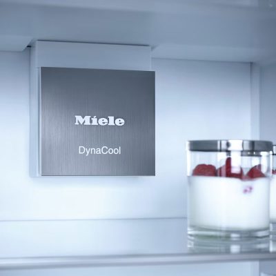 یخچال توکار میله مدل K 7737 D